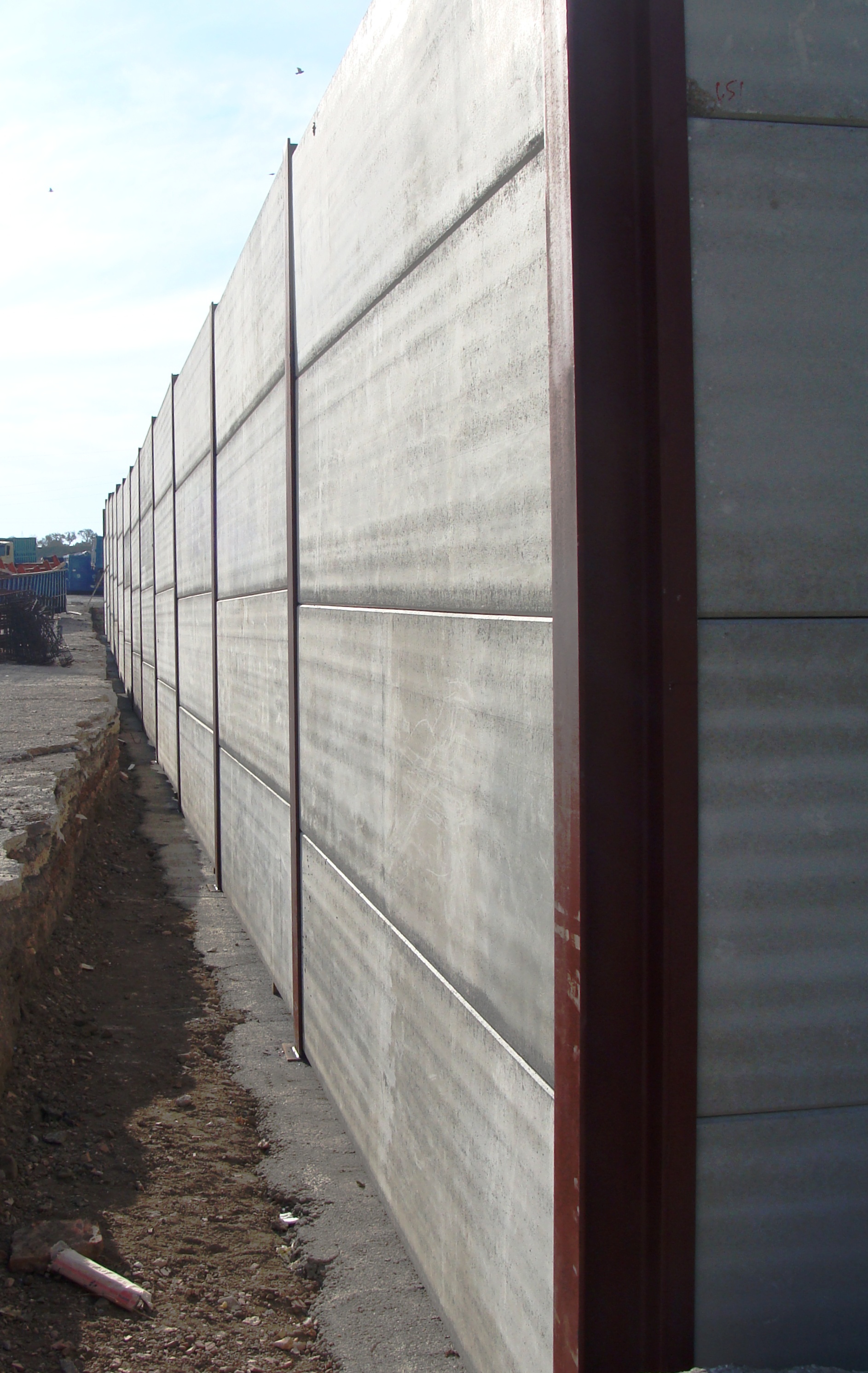 Muros de Panel Prefabricado de Hormigón - Grupo Briceño